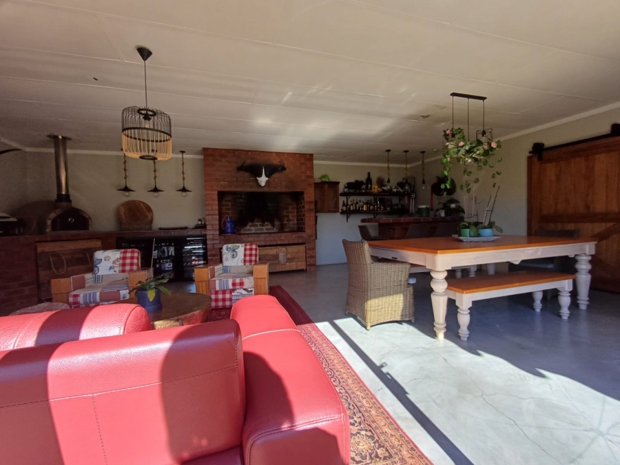 4 Bedroom Property for Sale in Flamwood North West